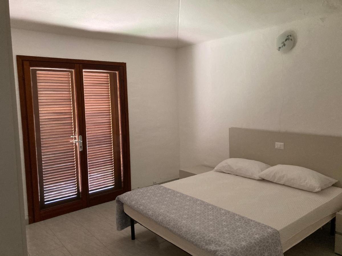 Residenze Gambaru Villa ซาน เตโอโดโร ภายนอก รูปภาพ